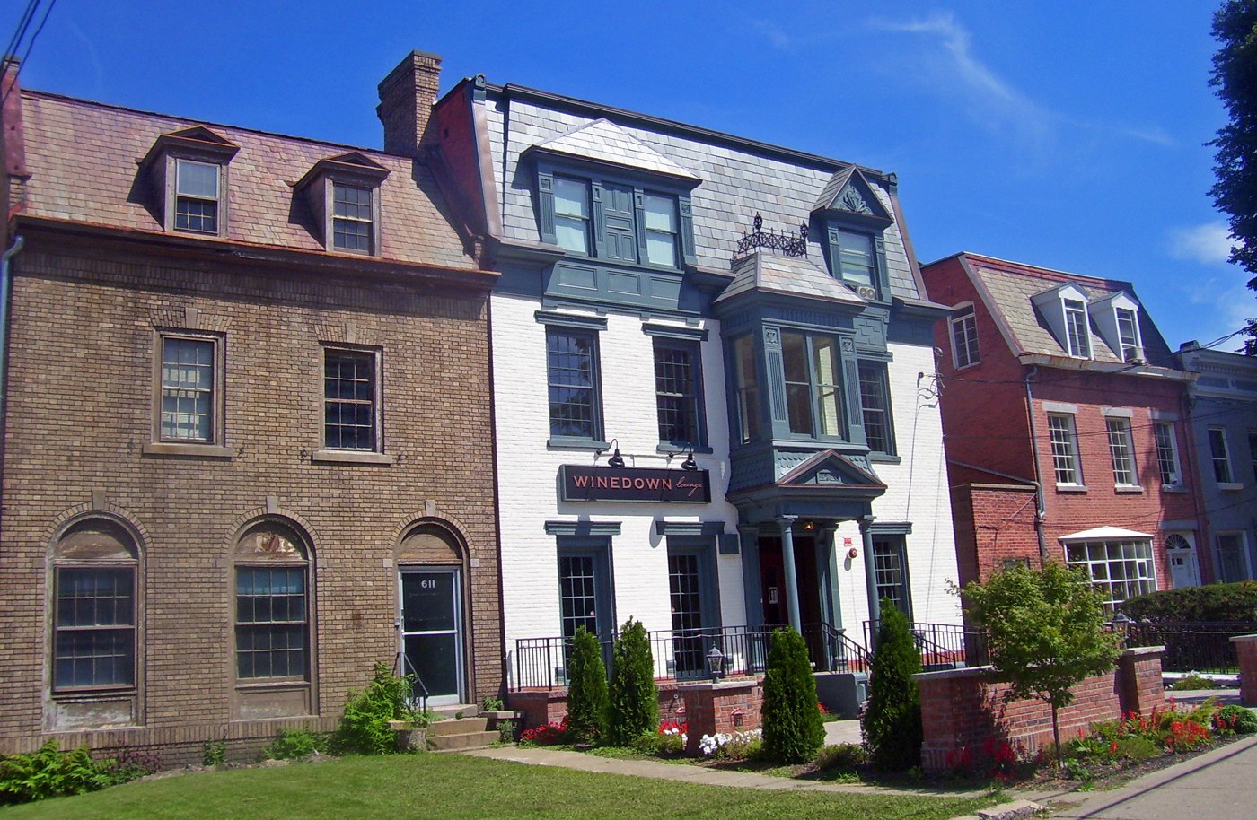 Historical residential streetscape in Schenectady